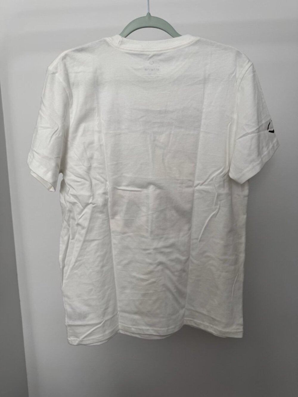 Savannah Bananas EvoShield Banana Ball Tee Men's Medium White NWT - Picture 8 of 8